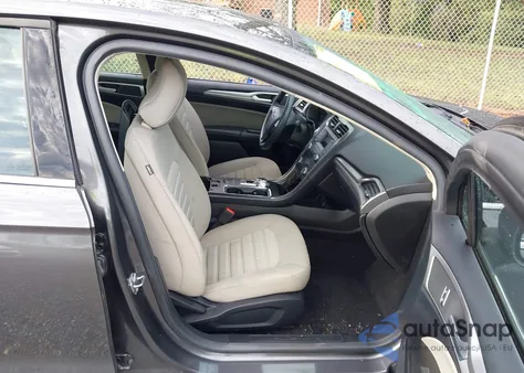 2019 Ford Fusion S z USA, uszkodzony, nr VIN 3FA6P0G7XKR213751